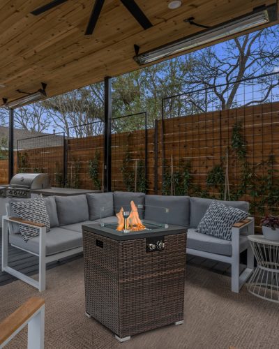 wicker-fire-pit-column-with-glass-wind-guard